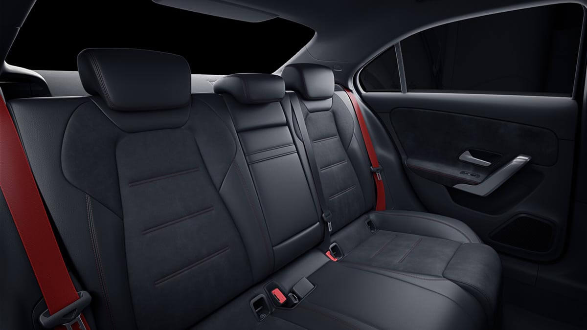 Mercedes-AMG A 35 4MATIC - Hình ảnh 9