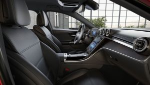 Nội Thất da Artico: Màu đen